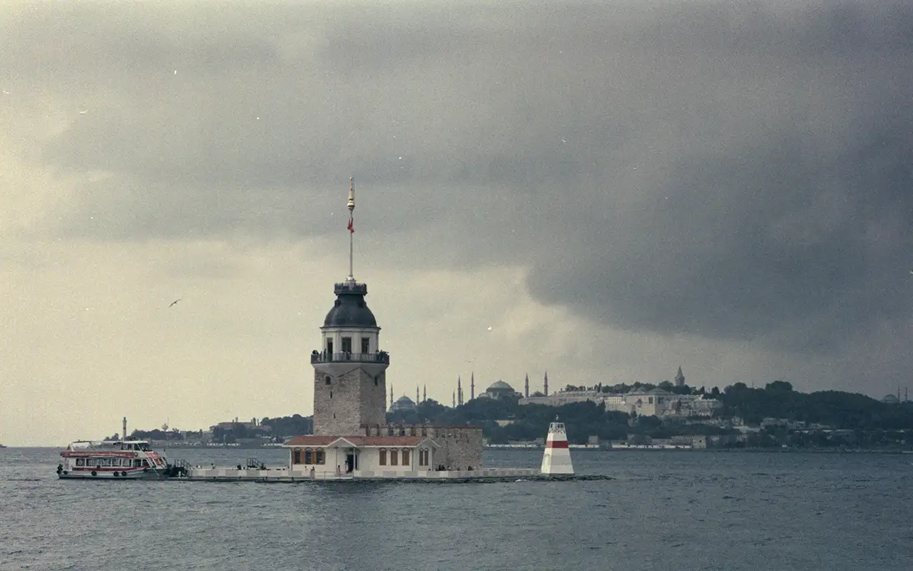 Sunset Bosphorus Cruise with Asian Side Stop - Image 5