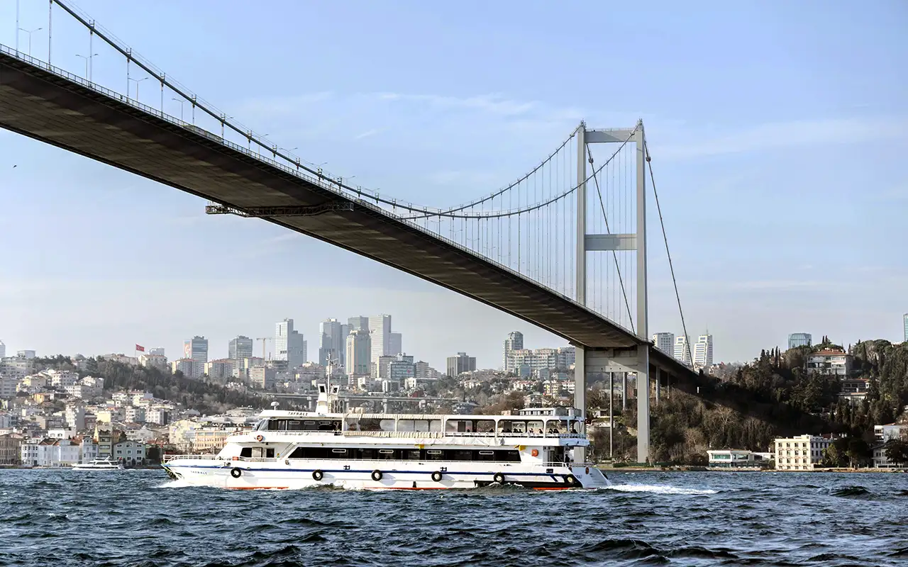 Sunset Bosphorus Cruise with Asian Side Stop