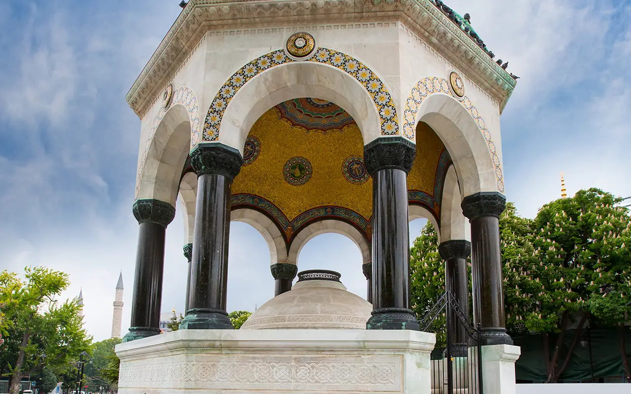 Small Group Old City Tour - Image 3