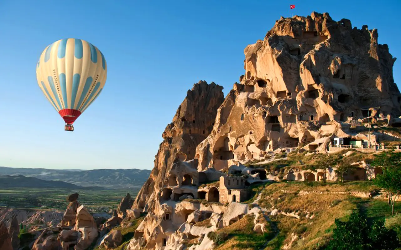 Cappadocia Hot Air Balloon Flight - Image 3