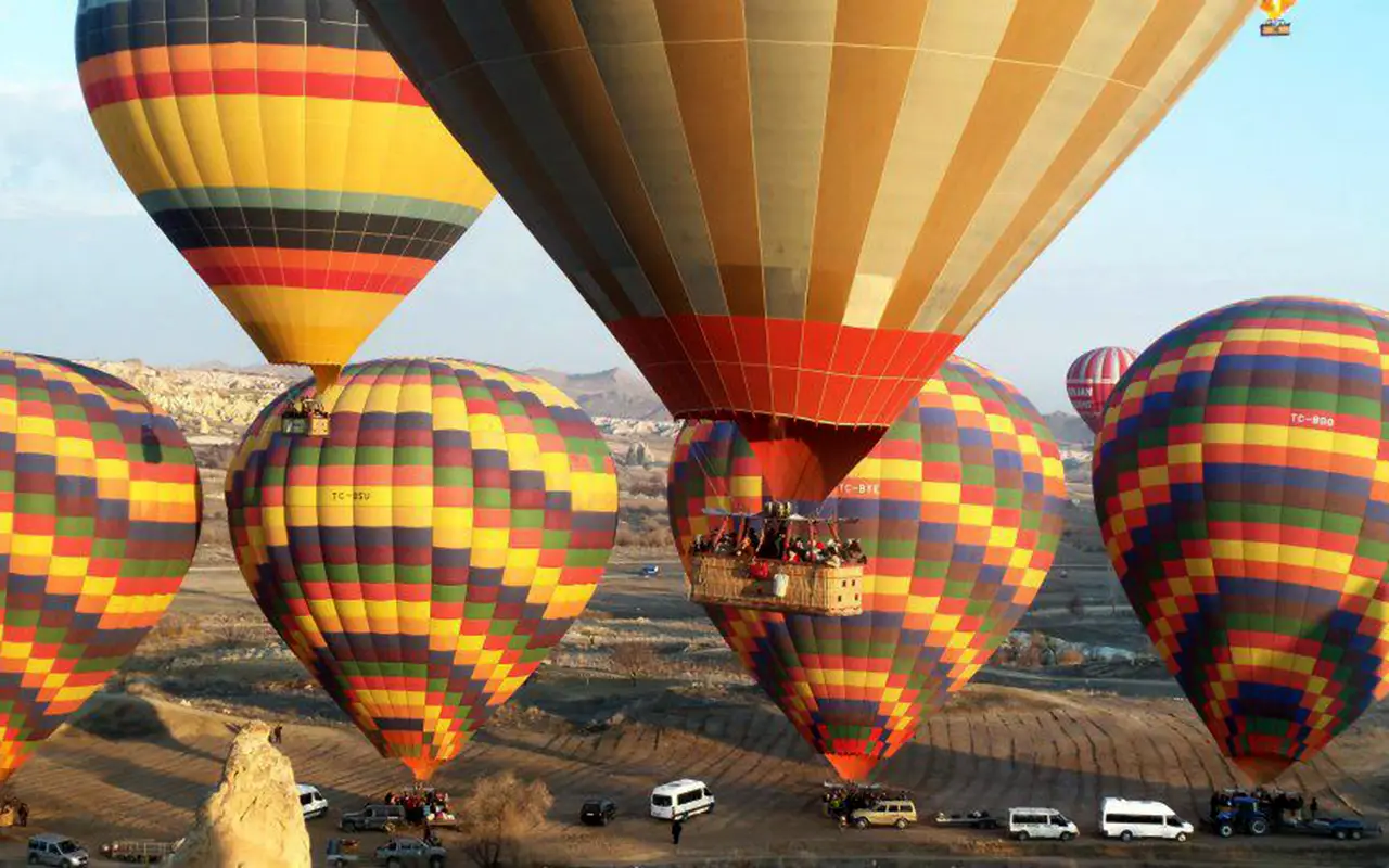 Cappadocia Hot Air Balloon Flight - Image 5