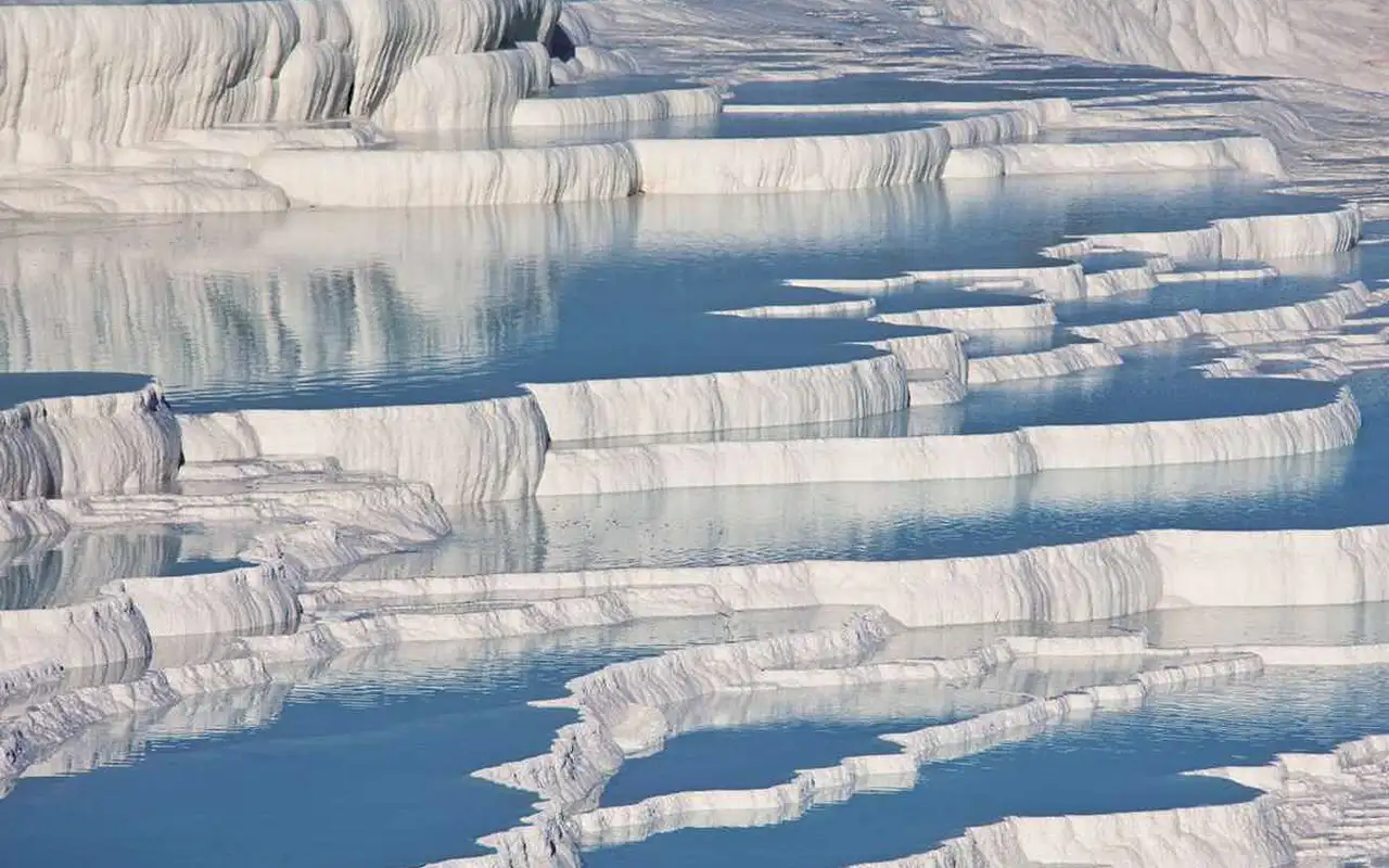 Pamukkale's Thermal Pools and Travertine Terraces - Image 3